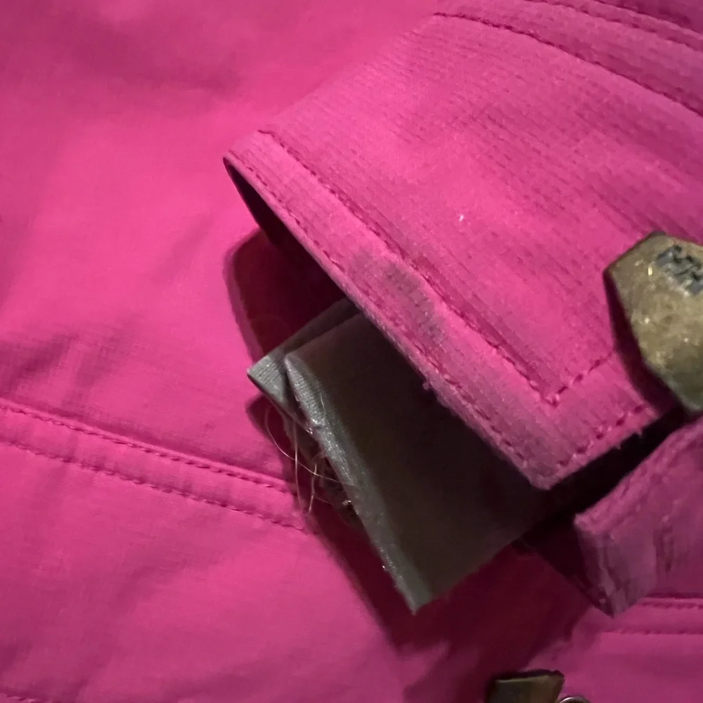 Helly Hansen Bright Pink Women's Hooded Ski Jacket - Picture 3 of 9